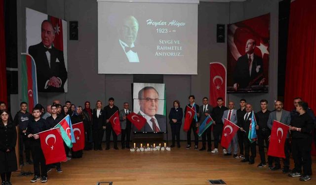 Heydar Aliyev vefatının 22. yılında Aliağa’da anıldı