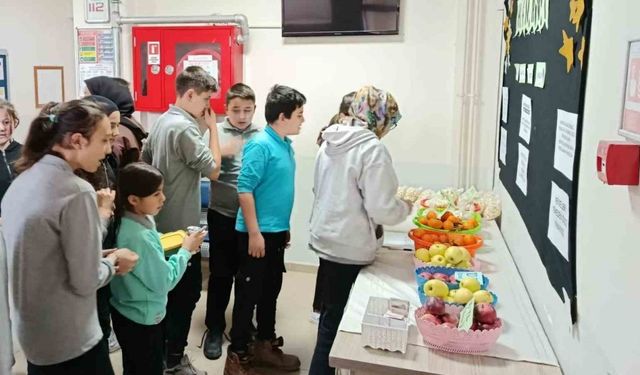 Hisarcık AİHL’de dürüstlük marketi açıldı