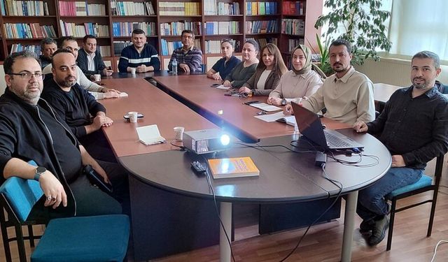 Hisarcık MYO’da "Bologna Bilgi Paketi ve Ders Tanım Formu Hazırlama" konulu eğitim