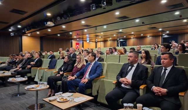 İl Müdürü Damkacı, hastaların doğru ve hızlı biçimde yönlendirilmesinin önemine dikkat çekti