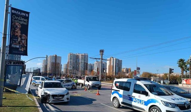 İzmir’de alkollü sürücünün çarptığı yaşlı kadın hayatını kaybetti
