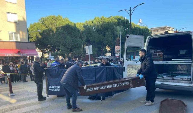 İzmir’de belediyenin çöp kamyonu yaya geçidinde kadını ezdi
