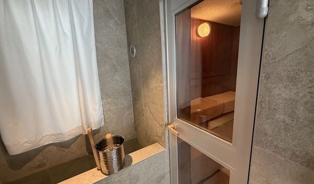 Japonya’daki sauna yangınında mahsur kalan çift hayatını kaybetti