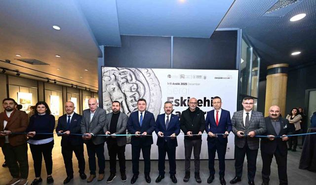 Kazı çalışmalarında ortaya çıkarılan tarihi eserlerin fotoğraflarından oluşan sergi açıldı