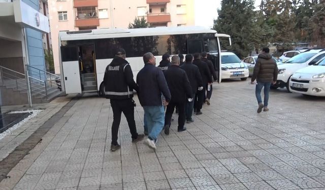 Kilis merkezli FETÖ/PDY operasyonu: 15 gözaltı, 1 tutuklama