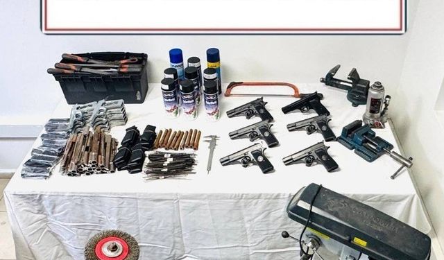 Kocaeli’de silah imalathanesine dönüştürülen adrese operasyon