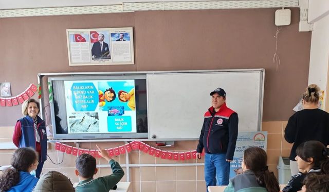 Koçarlı’da öğrencilere balık tüketiminin önemi anlatıldı