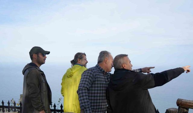 Köylülerin yaptığı teras manzarasıyla ziyaretçileri mest ediyor