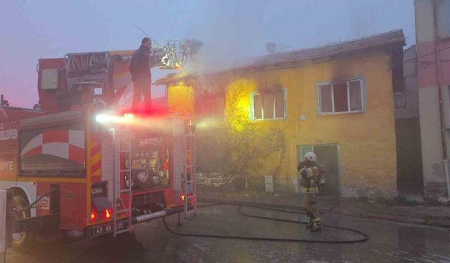 Kütahya’da ahşap evde çıkan yangında 85 yaşındaki kadın hayatını kaybetti