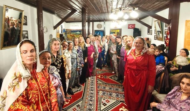 Kütahya’da ’Şalvar Gecesi’yle gelenekler yaşatıldı