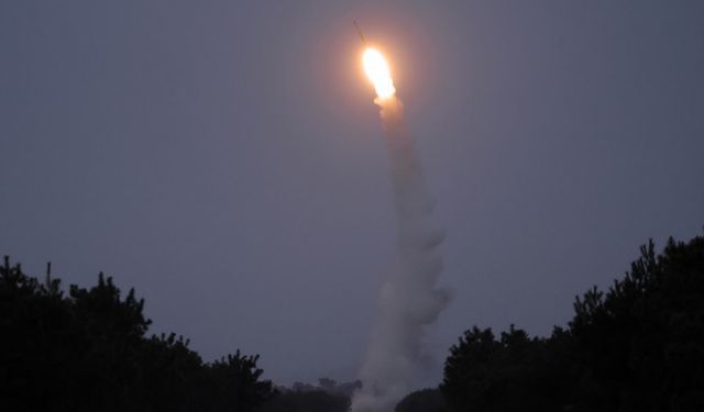 Kuzey Kore, yeni uçaksavar uzun menzilli füzelerinin ilk denemesini gerçekleştirdi