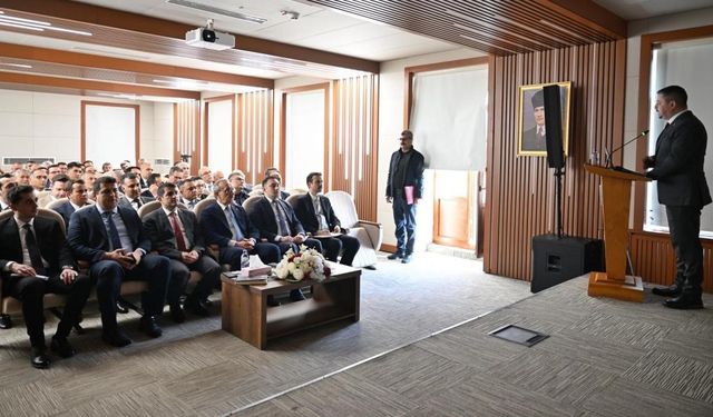 Malatya’da "Yönetimde Beden Dili ve Etkili İletişim" semineri düzenlendi