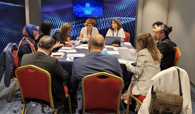 MCBÜ’den Mesleki Eğitim Zirvesi’ne önemli katkı