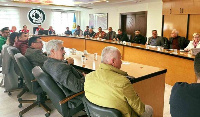 Mersin’de zeytinyağı ve sofralık zeytin üretimi bilgilendirme toplantısı