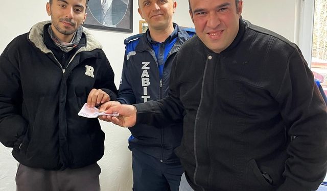 Merzifon’da temizlik personelinden örnek davranış: Bulduğu parayı sahibine teslim etti
