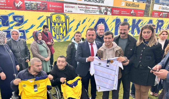 MKE Ankaragücü antrenmanını özel çocuklarla paylaştı