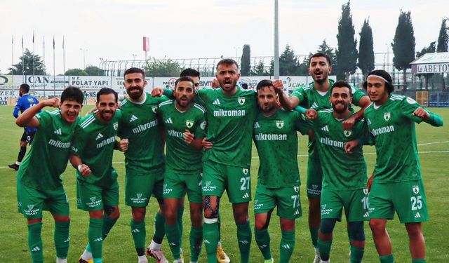 Muğlaspor deplasmanda zirveyi kaptı
