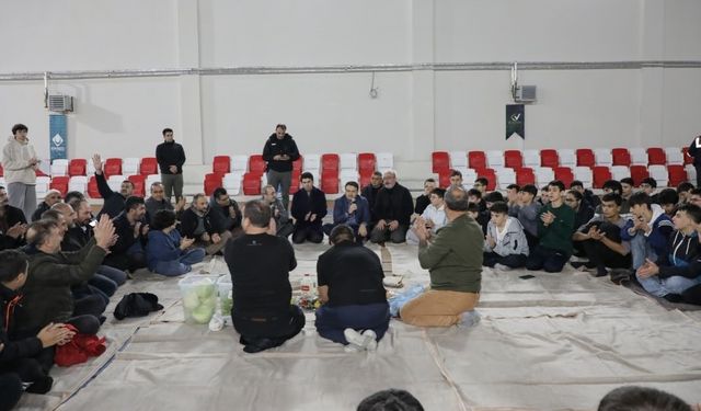 Murat Dağı Gençlik Kampı’nda gece etkinliği