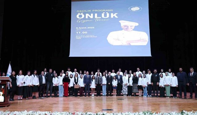 Niğde’de aşçılık öğrencileri beyaz önlüklerini giydi