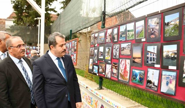 Öğrencilerin gözünden çekilen fotoğraflar sergilendi