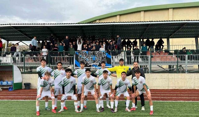 Okul Sporları Gençler Futbol Müsabakaların şampiyonu Mesleki ve Teknik Anadolu Lisesi
