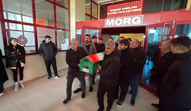 Otomobilinde silahlı saldırıya uğrayan genç kız toprağa verildi