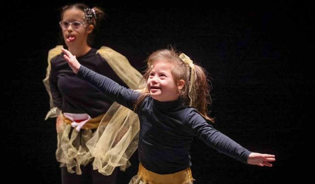 Özel çocuklar ayakta alkışlandı