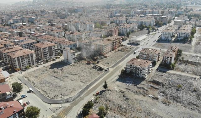 Palmiye Sitesi davasında karar: 10 sanığa hapis, 4 sanığa beraat
