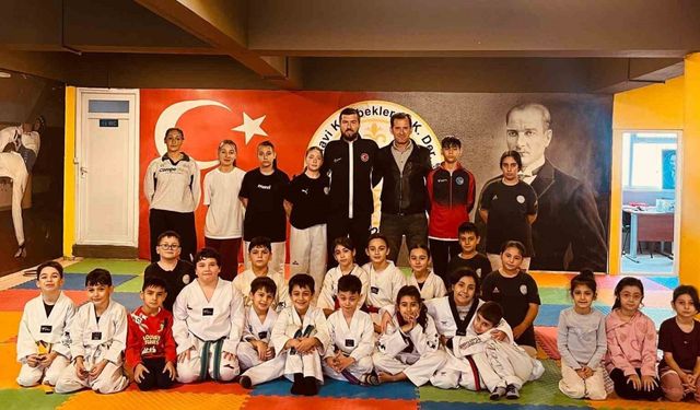 Pazarlar’da başarılı sporculara Bursa gezisi ödülü
