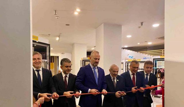 Pul Müzesinde "PTT 185 Yaşında Pul Sergisi"