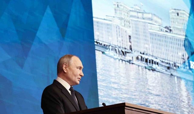 Putin: "Batı müzakerelere yanaşmazsa topraklarımızı askeri yöntemlerle kurtaracağız"