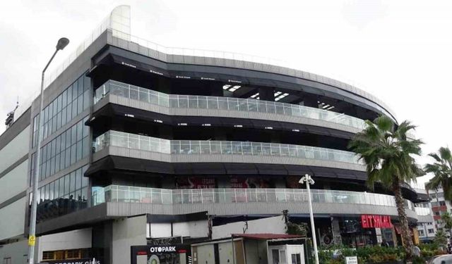 Ruhsatı iptal edilen CityMall AVM’de mühürleme krizi: Mahkeme son dakika durdurdu