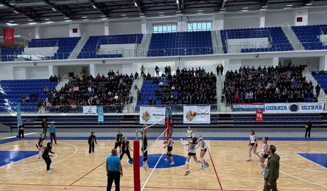 Şampiyonluk kupası Şehriban Günata’nın