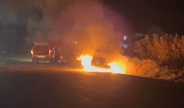 Şanlıurfa’da bir kişi otomobilini ateşe verdi