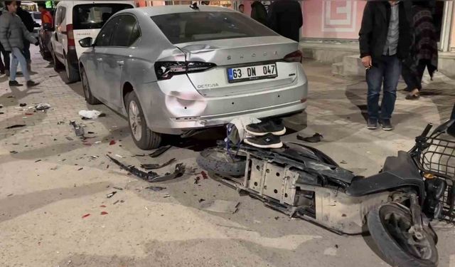Şanlıurfa’da pikap ile motosiklet çarpıştı:2 ağır yaralı