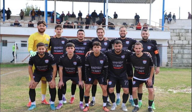 Selendi Belediyespor dörtte dört yaptı