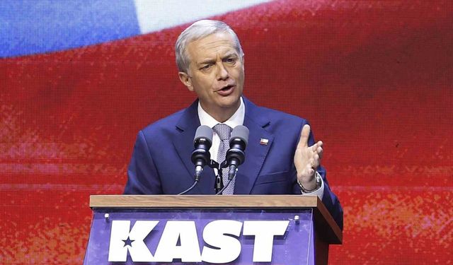 Şili’nin Devlet Başkanı seçiminin galibi aşırı sağın adayı Kast oldu