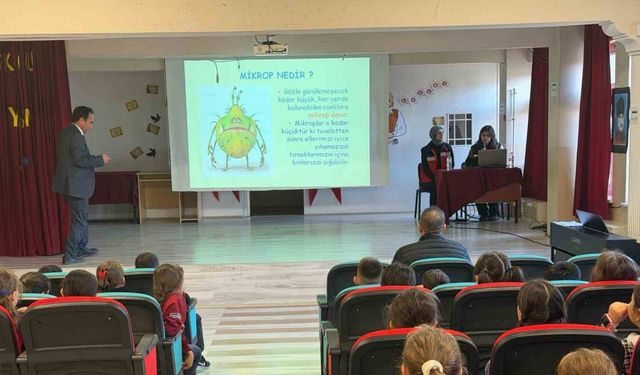 Simav’da öğrencilere "Gıda Güvenilirliği ve Gıda İsrafı" konulu eğitim