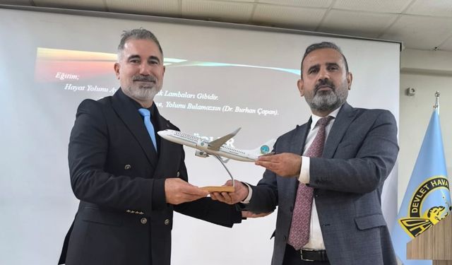 Şırnak Şerafettin Elçi Havalimanı çalışanlarına ’Aile Yılı’ konferansı