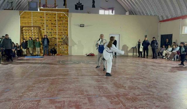 Sofular Ortaokulunda tekvando rüzgarı