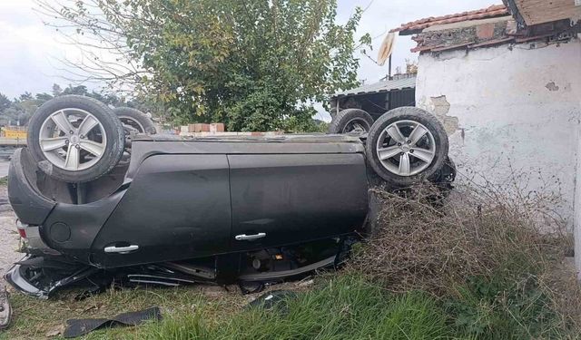 Söke’de otomobil takla attı: 1 yaralı
