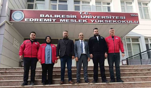 T3 Vakfı’dan Edremit Meslek Yüksekokulu’na TEKNOFEST ziyareti
