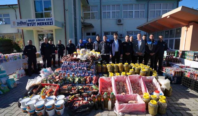 Tarsus’ta halk sağlığını tehdit eden on binlerce ürün toplatıldı