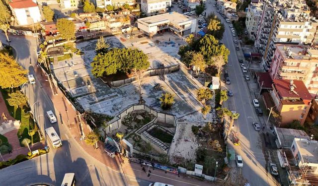 Tarsus’ta Kent Meydanı Projesi açılış için gün sayıyor