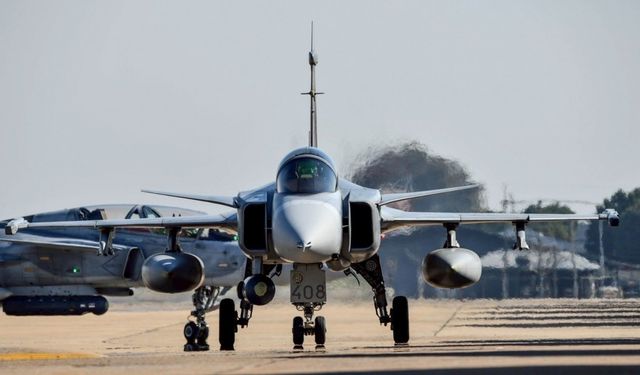 Tayland, sınırda bir askerin ölmesinin ardından Kamboçya’ya hava saldırısı düzenledi