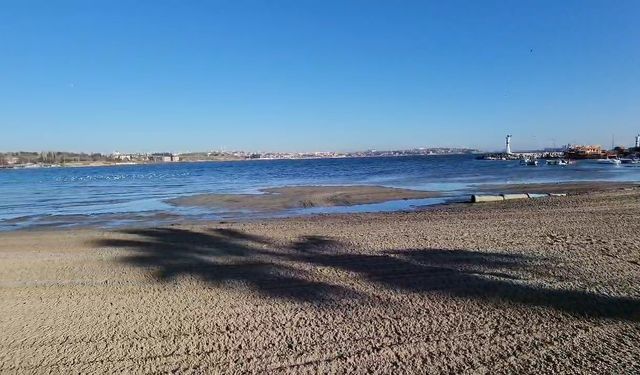 Tekirdağ’da deniz 20 metre çekildi