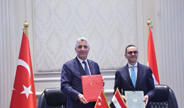 Ticaret Bakanı Bolat, Mısır’da YDTİM II. Dönem Toplantısı’na katıldı