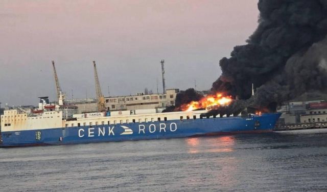 Tır taşımacılığı yapan Türk gemisi Odesa’da vuruldu