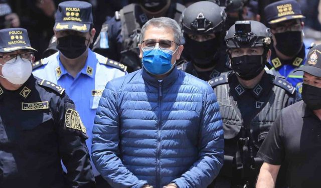Trump, ABD’de tutuklu bulunan eski Honduras Devlet Başkanı Hernandez için af çıkardı
