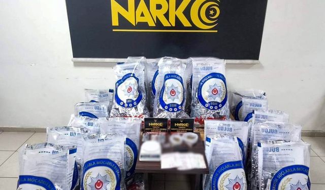 Turgutlu’da 83 bin sentetik ecza ele geçirildi